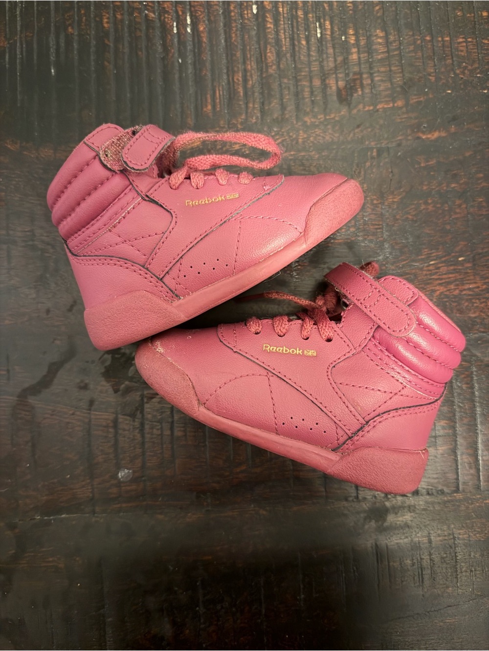 Toddlers Reebok Pink High-Top Sneakers with Ankle Strap